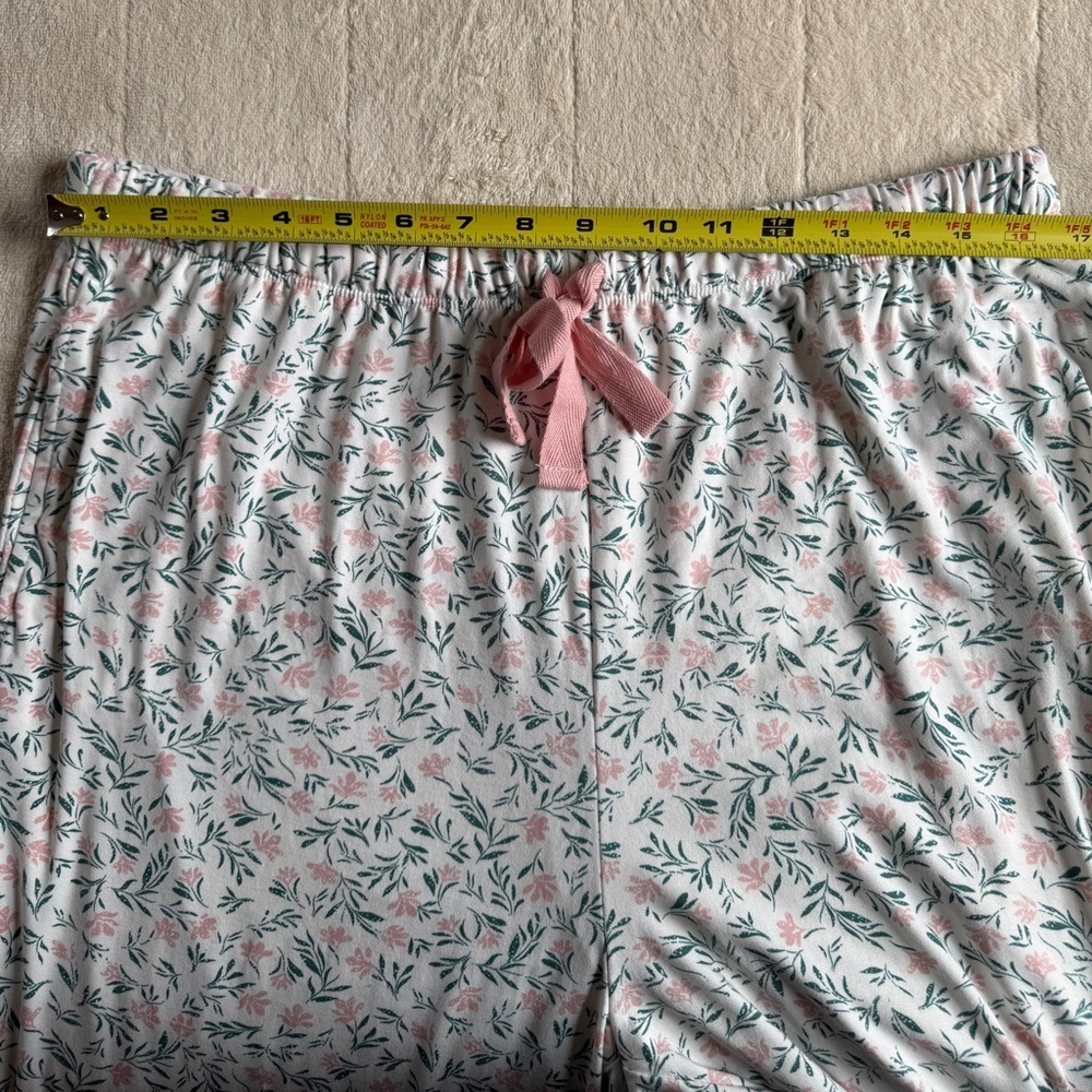 New Directions Floral Pajama Pants with Pink Accents Size L - Picture 7 of 10